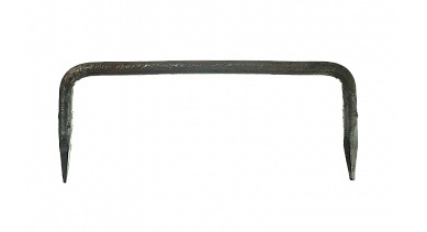 Скобы строительные круглые d8*70*220мм (уп.5)